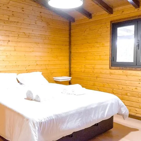Charming Chalet In Branca With Shared Pool Chalé *